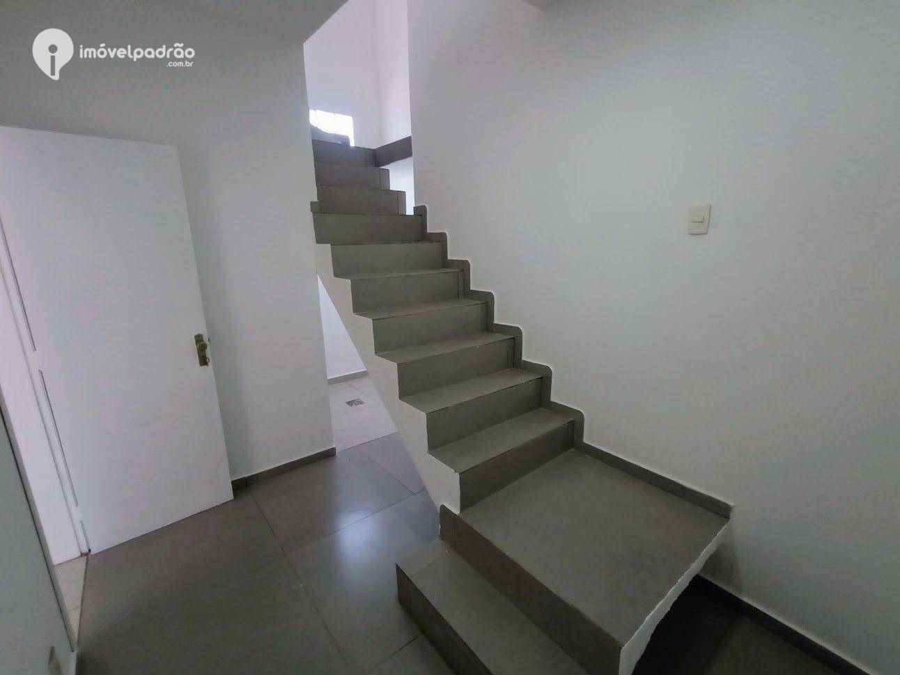 Casa à venda com 3 quartos, 150m² - Foto 25