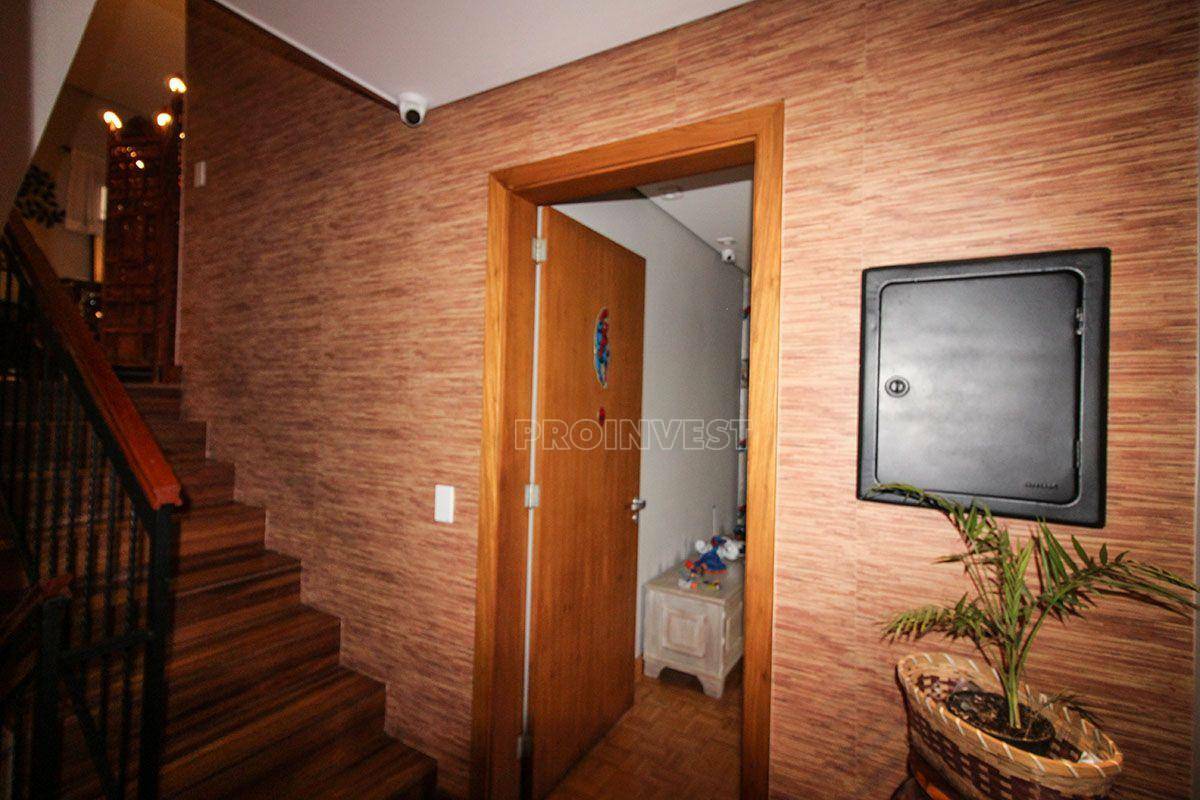 Casa à venda com 3 quartos, 300m² - Foto 18