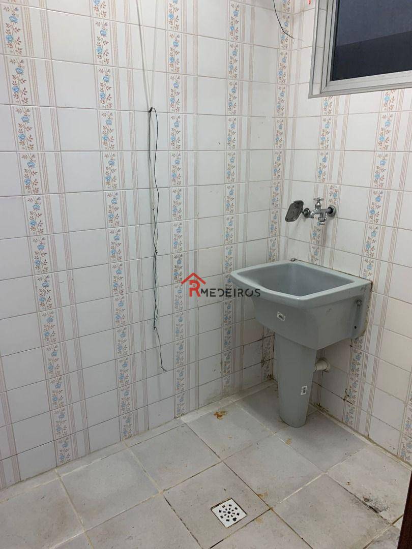 Apartamento à venda com 1 quarto, 54m² - Foto 11