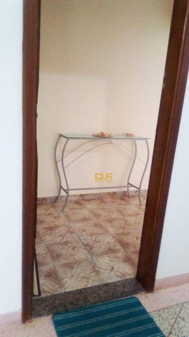 Apartamento à venda e aluguel com 2 quartos, 1m² - Foto 13