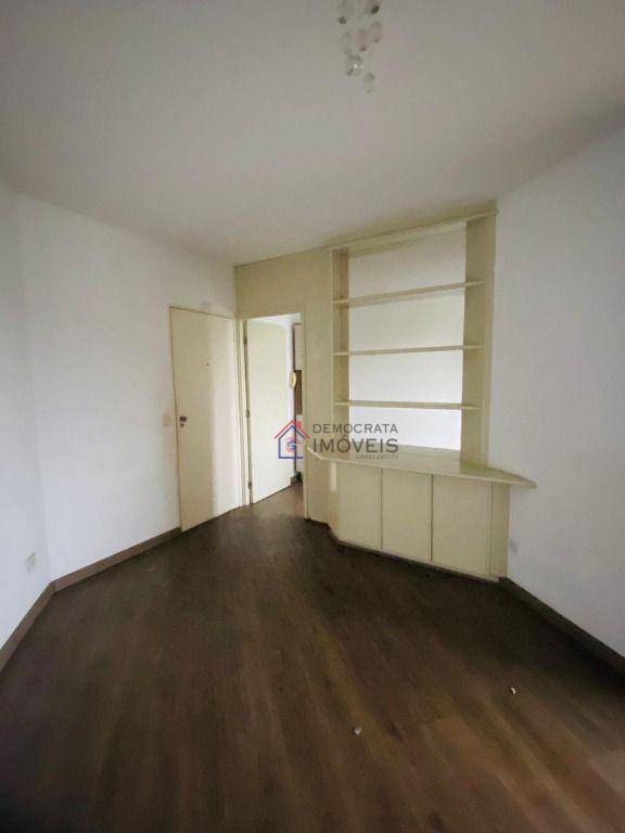 Apartamento à venda com 2 quartos, 56m² - Foto 3