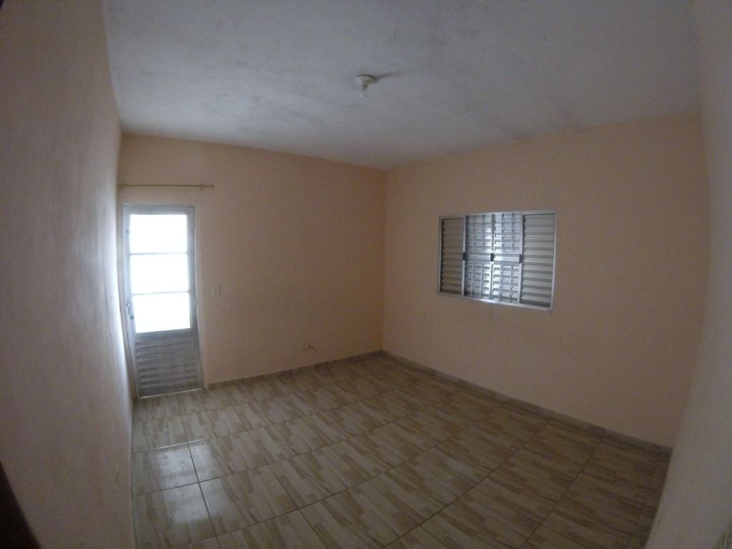 Casa à venda com 4 quartos, 180m² - Foto 5