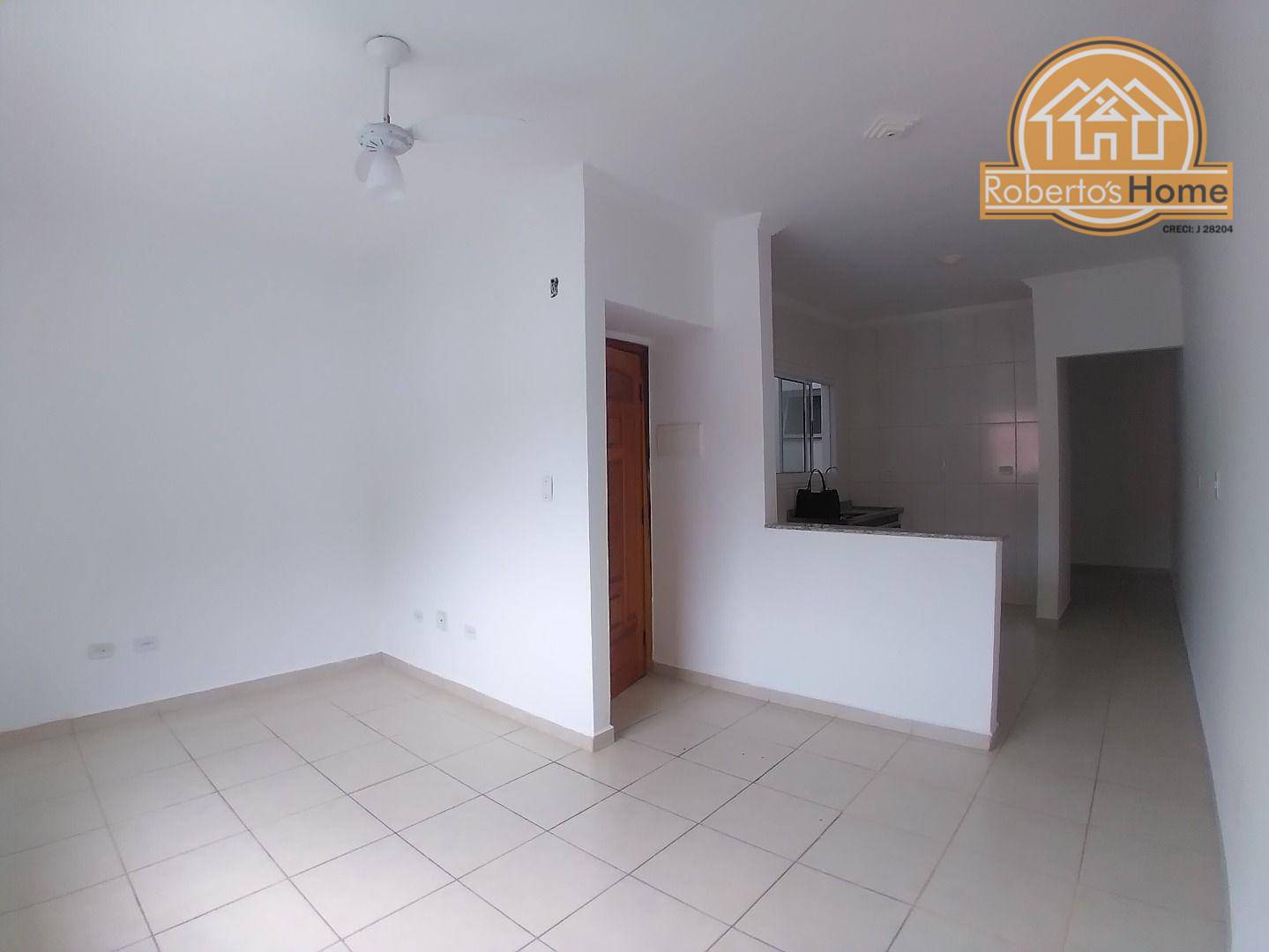 Casa à venda com 2 quartos, 67m² - Foto 1