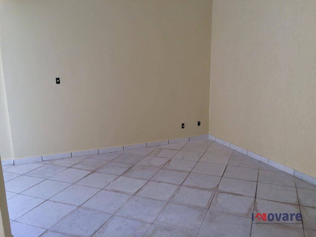 Casa à venda com 3 quartos, 200m² - Foto 11