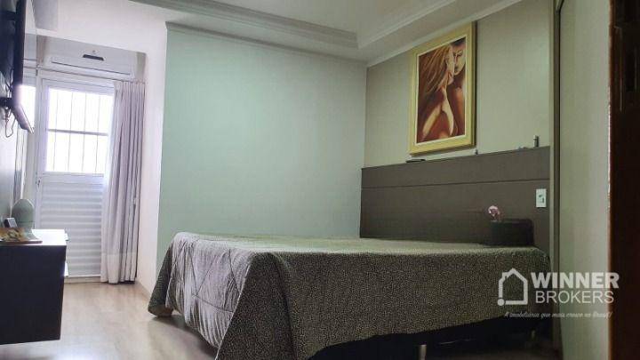 Sobrado à venda com 4 quartos, 256m² - Foto 25