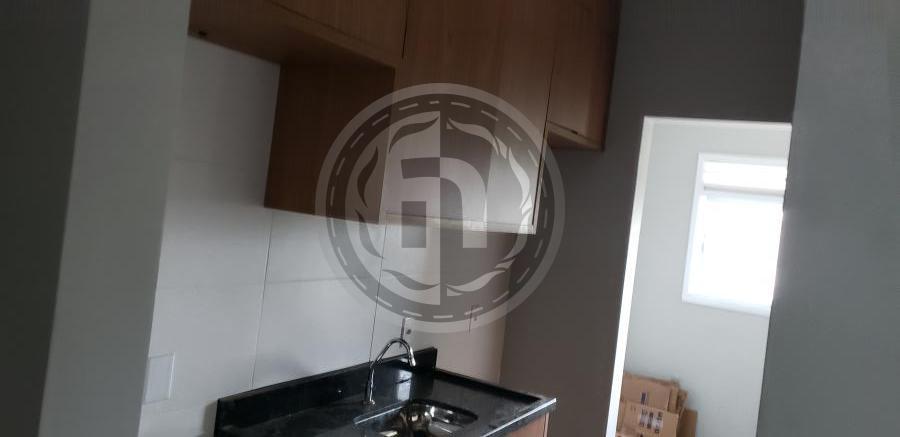 Apartamento à venda com 3 quartos, 82m² - Foto 3