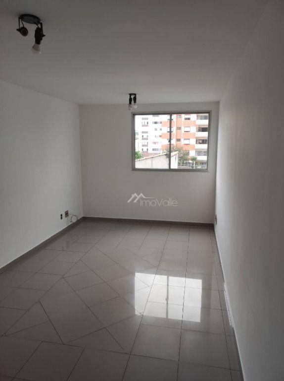 Apartamento à venda com 3 quartos, 60m² - Foto 1