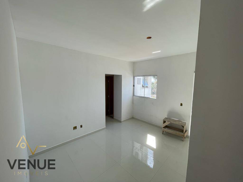 Apartamento à venda com 2 quartos, 40m² - Foto 2