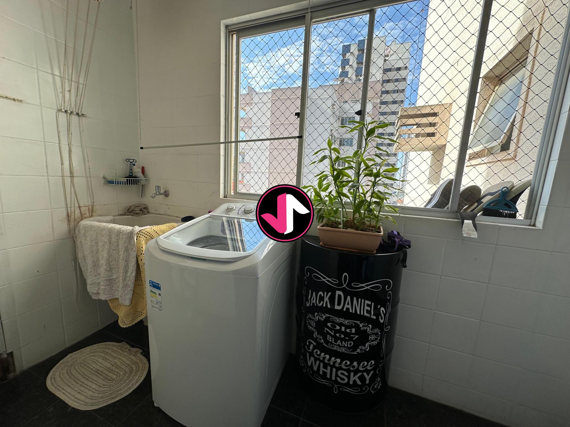Apartamento à venda com 3 quartos - Foto 18