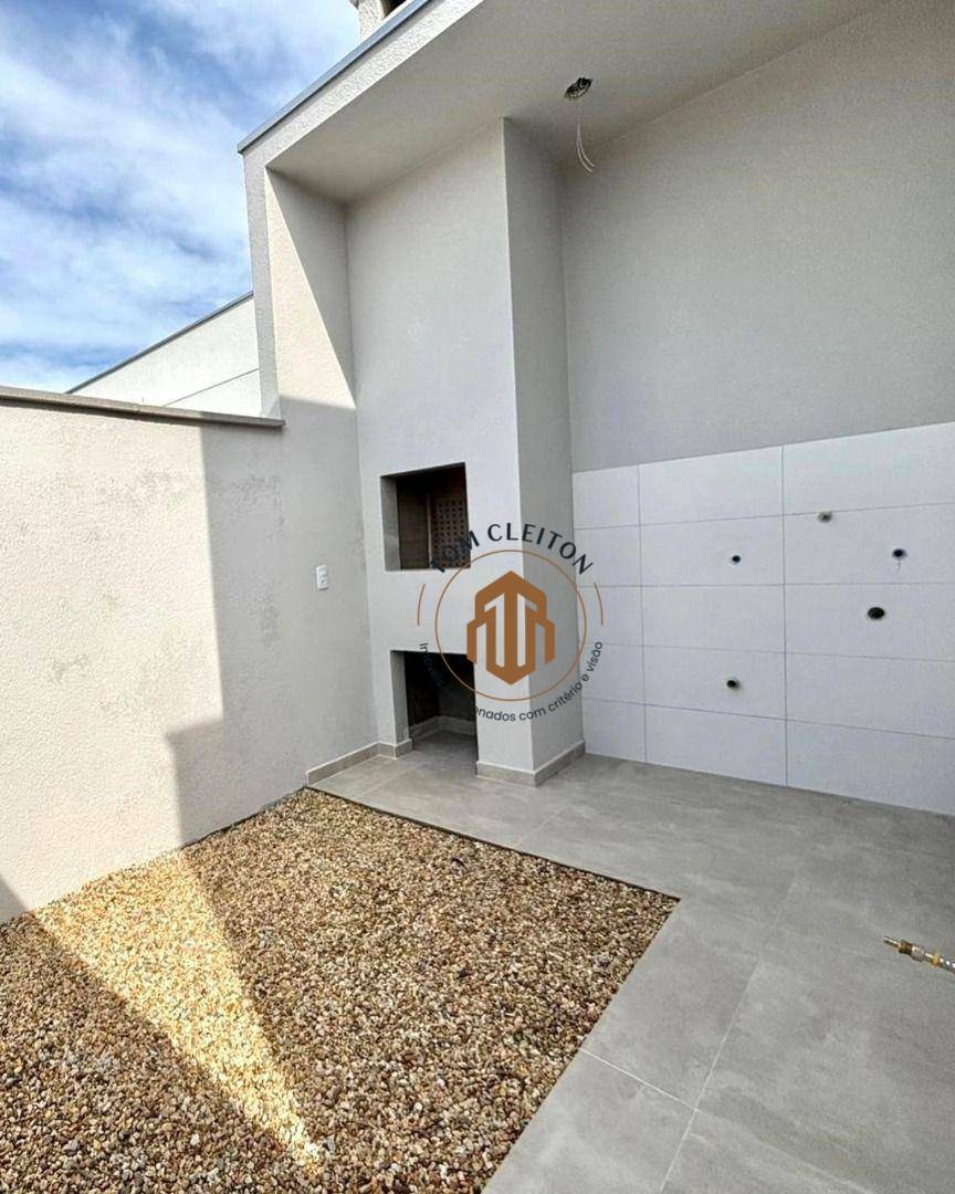 Casa à venda com 2 quartos, 72m² - Foto 7