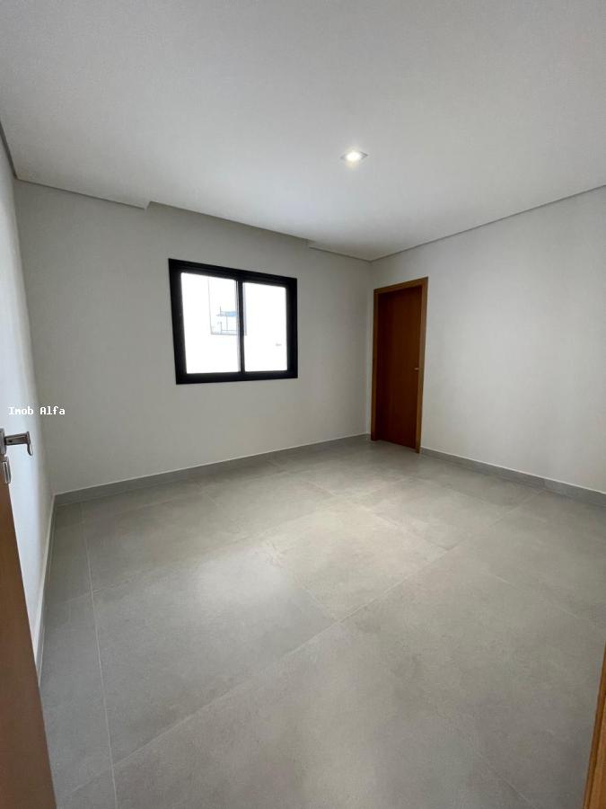 Sobrado à venda com 4 quartos, 619m² - Foto 2