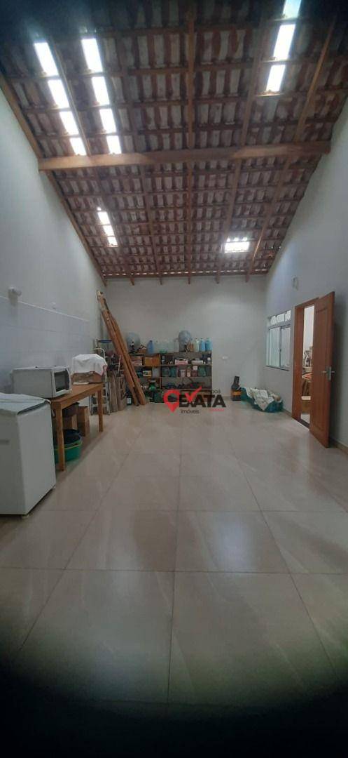 Casa à venda com 5 quartos, 152m² - Foto 8