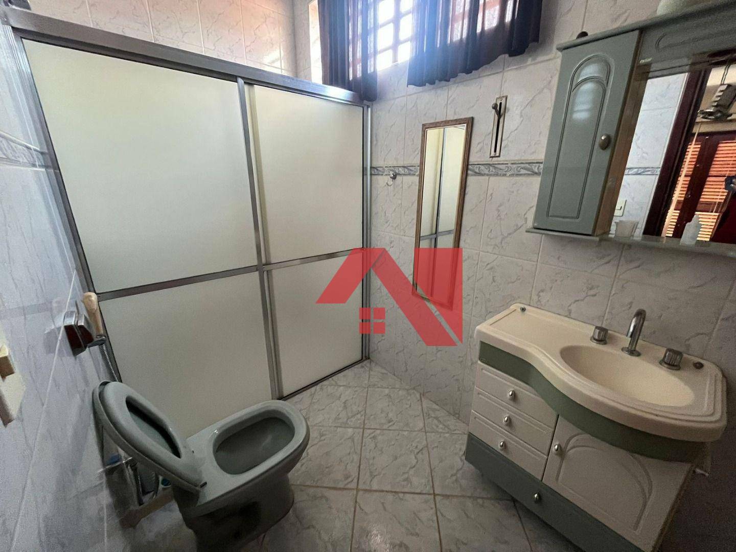 Sobrado à venda e aluguel com 4 quartos, 250m² - Foto 15