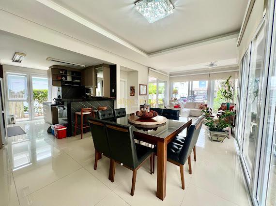 Casa de Condomínio à venda com 4 quartos, 174m² - Foto 4