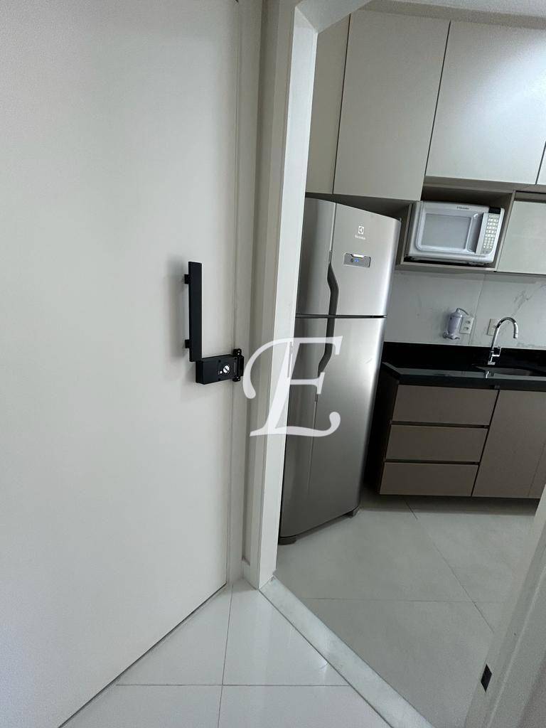 Apartamento à venda com 3 quartos, 84m² - Foto 8