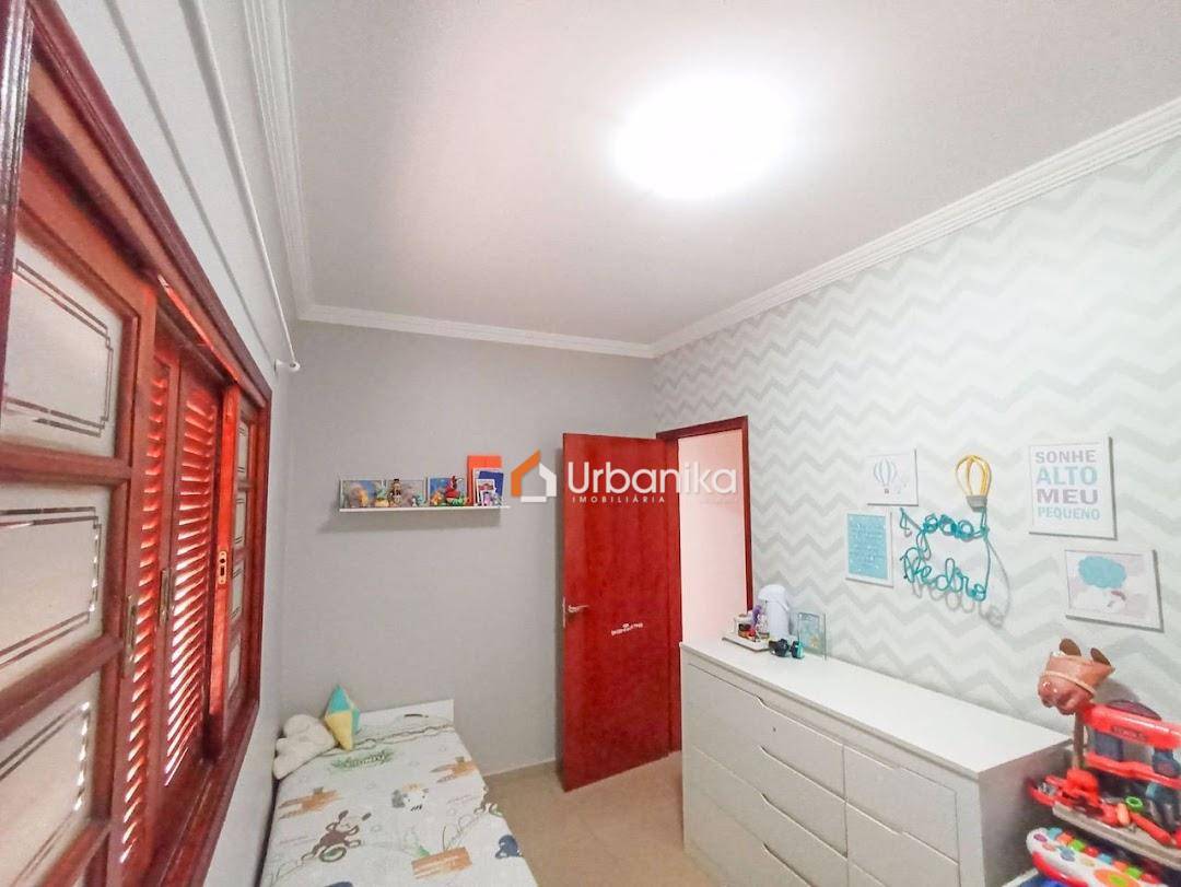 Casa, 2 quartos, 125 m² - Foto 1