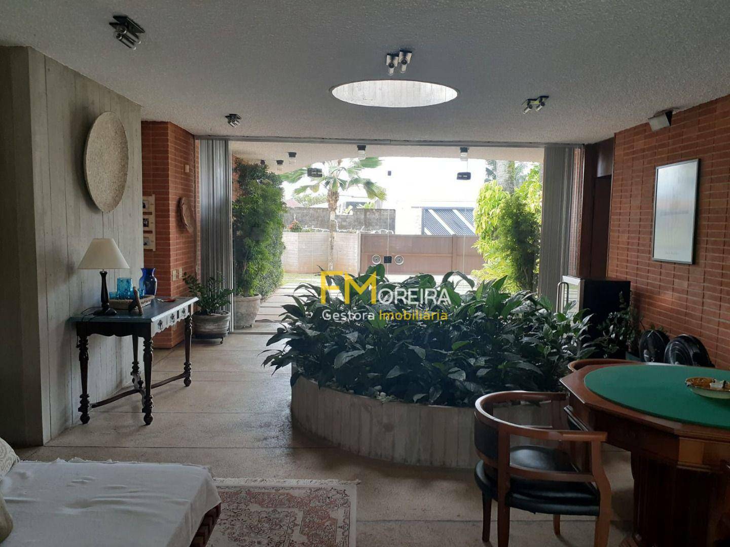 Casa à venda com 4 quartos, 350m² - Foto 16