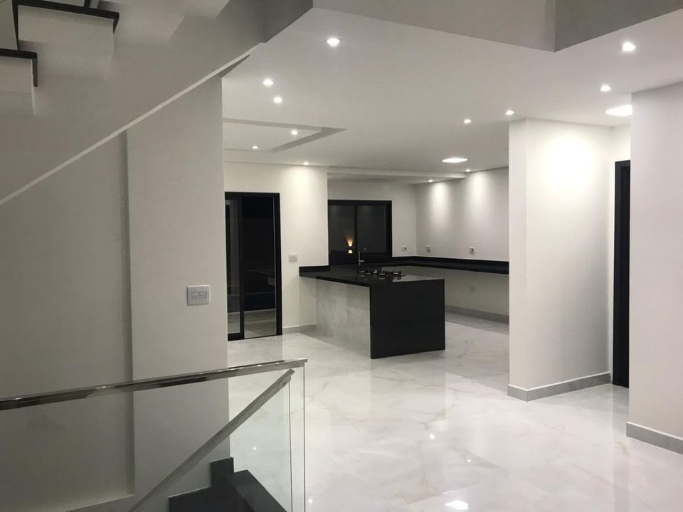 Casa de Condomínio à venda com 3 quartos, 254m² - Foto 4