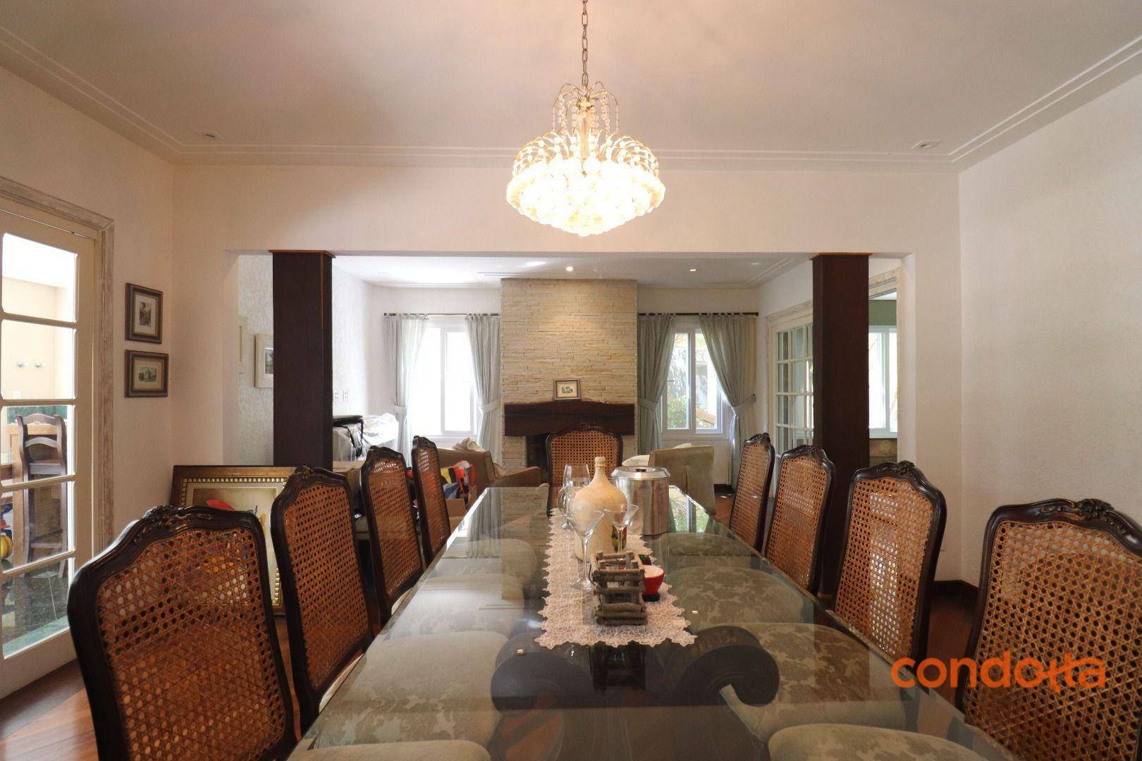 Casa de Condomínio para alugar com 5 quartos, 450m² - Foto 11