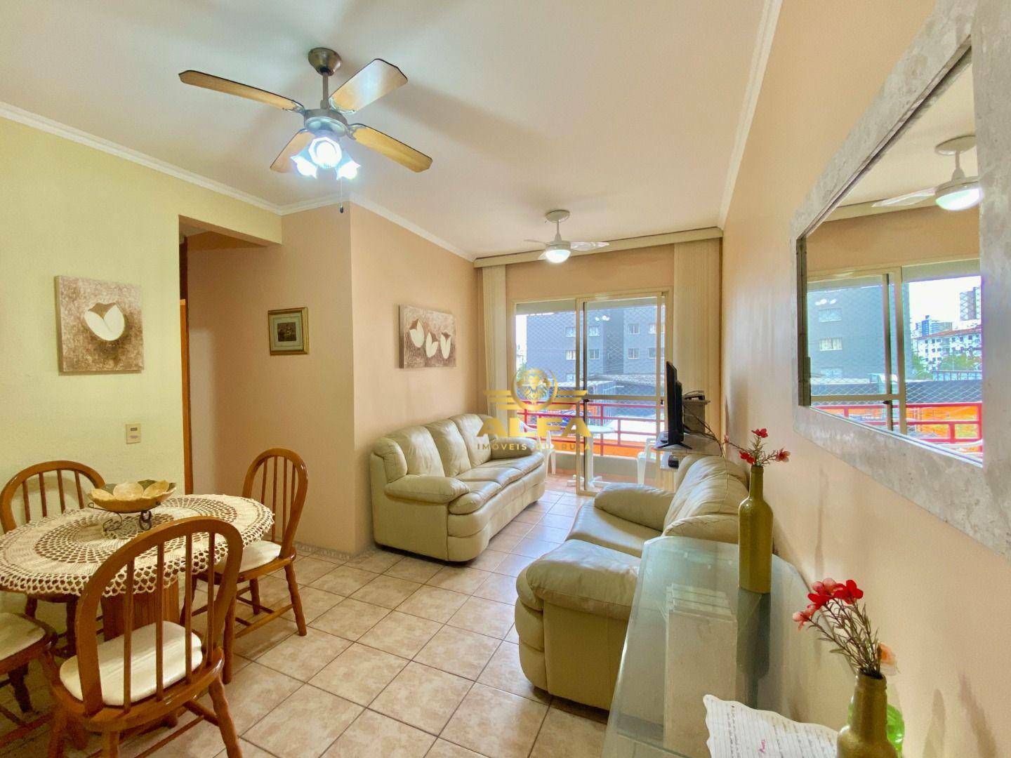 Apartamento à venda com 2 quartos, 70m² - Foto 1