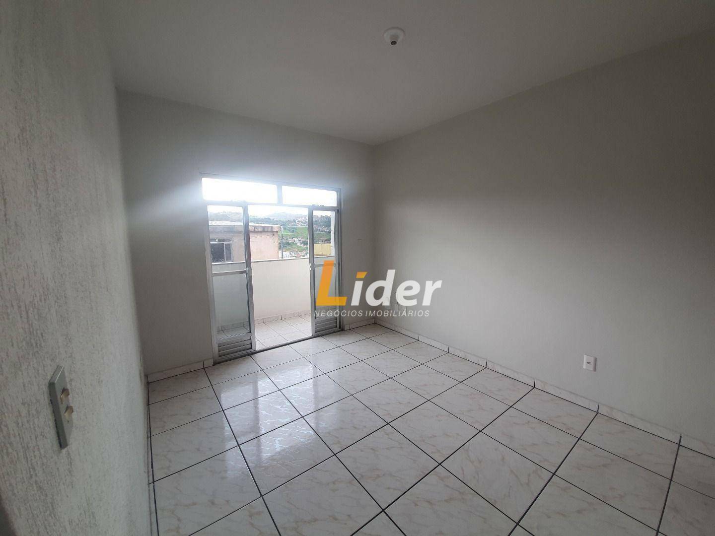 Apartamento para alugar com 3 quartos, 100m² - Foto 1