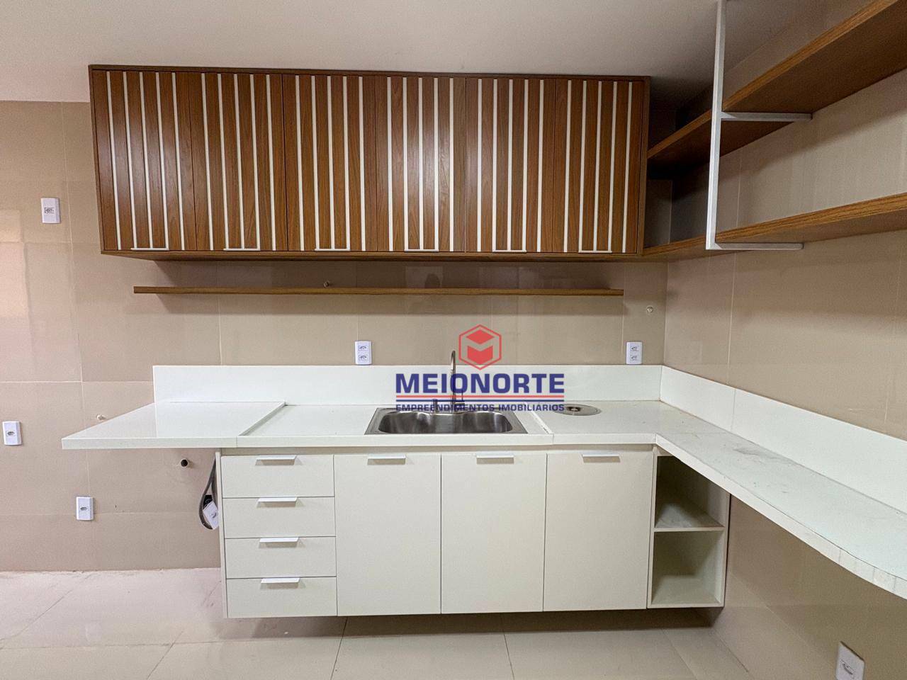 Apartamento à venda e aluguel com 4 quartos, 217m² - Foto 1