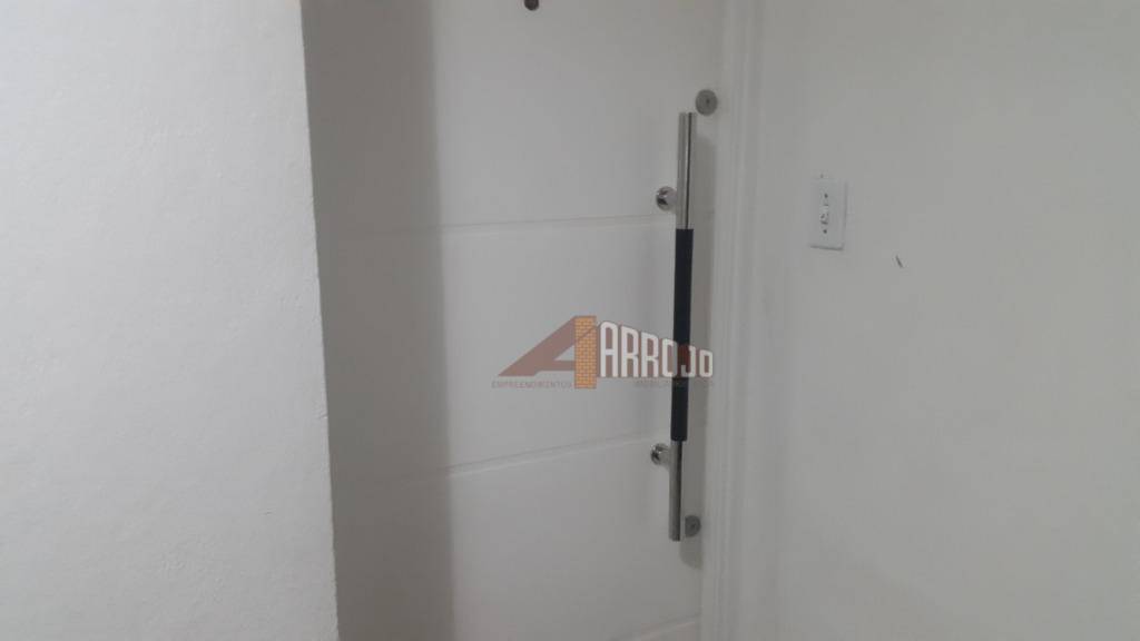 Apartamento à venda com 3 quartos, 70m² - Foto 17