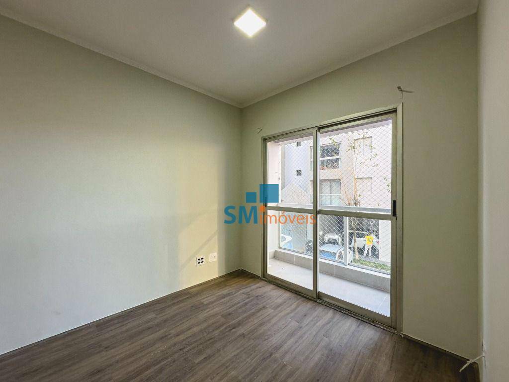 Apartamento à venda com 3 quartos, 43m² - Foto 1