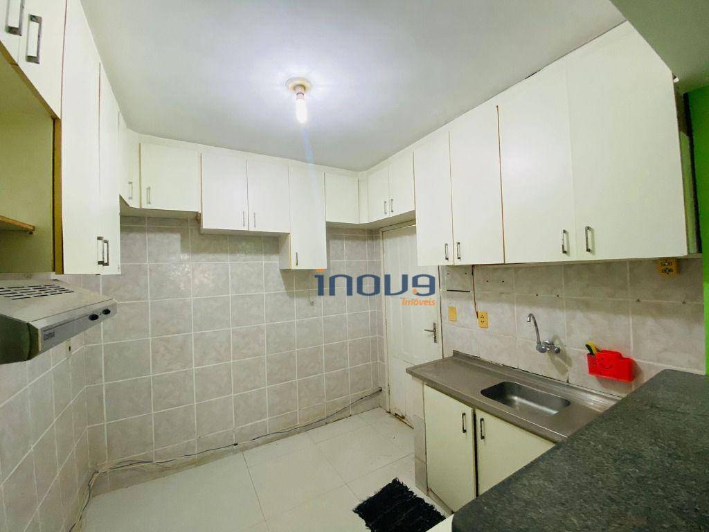 Casa à venda e aluguel com 3 quartos, 200m² - Foto 16