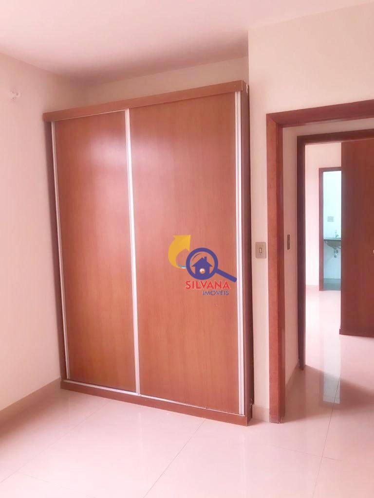 Apartamento para alugar com 3 quartos, 120m² - Foto 22