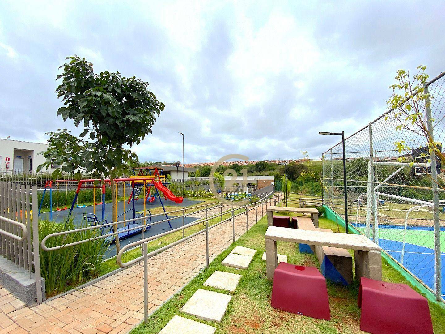 Apartamento para alugar com 2 quartos, 41m² - Foto 11