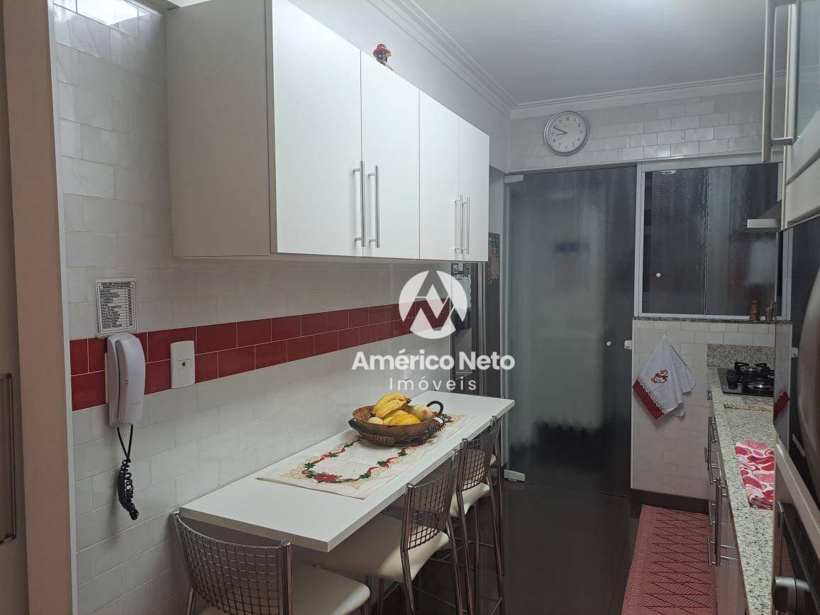 Apartamento à venda com 3 quartos, 114m² - Foto 10