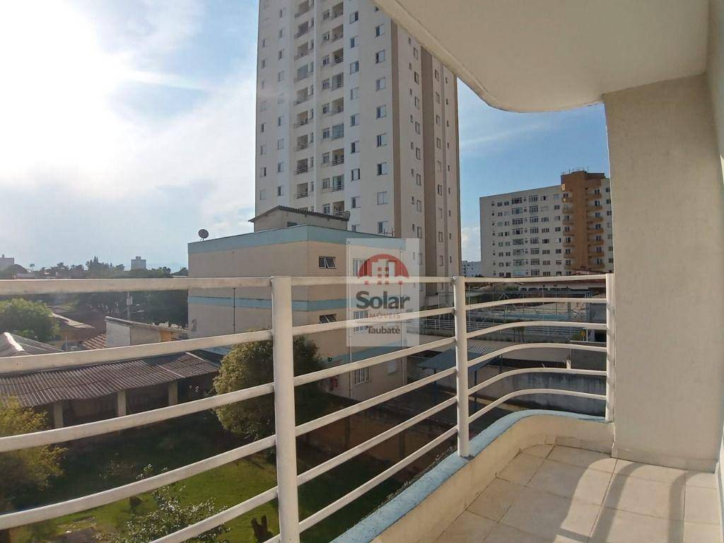 Apartamento à venda com 2 quartos, 67m² - Foto 4