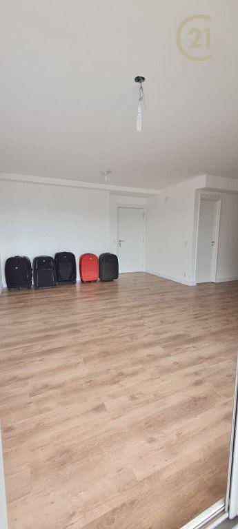 Apartamento à venda com 3 quartos, 115m² - Foto 4