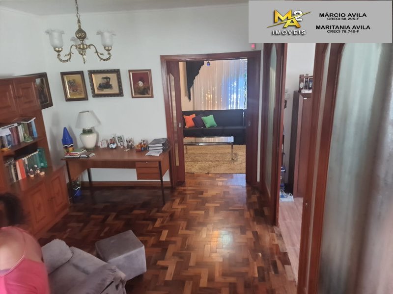 Casa à venda com 4 quartos, 300m² - Foto 7