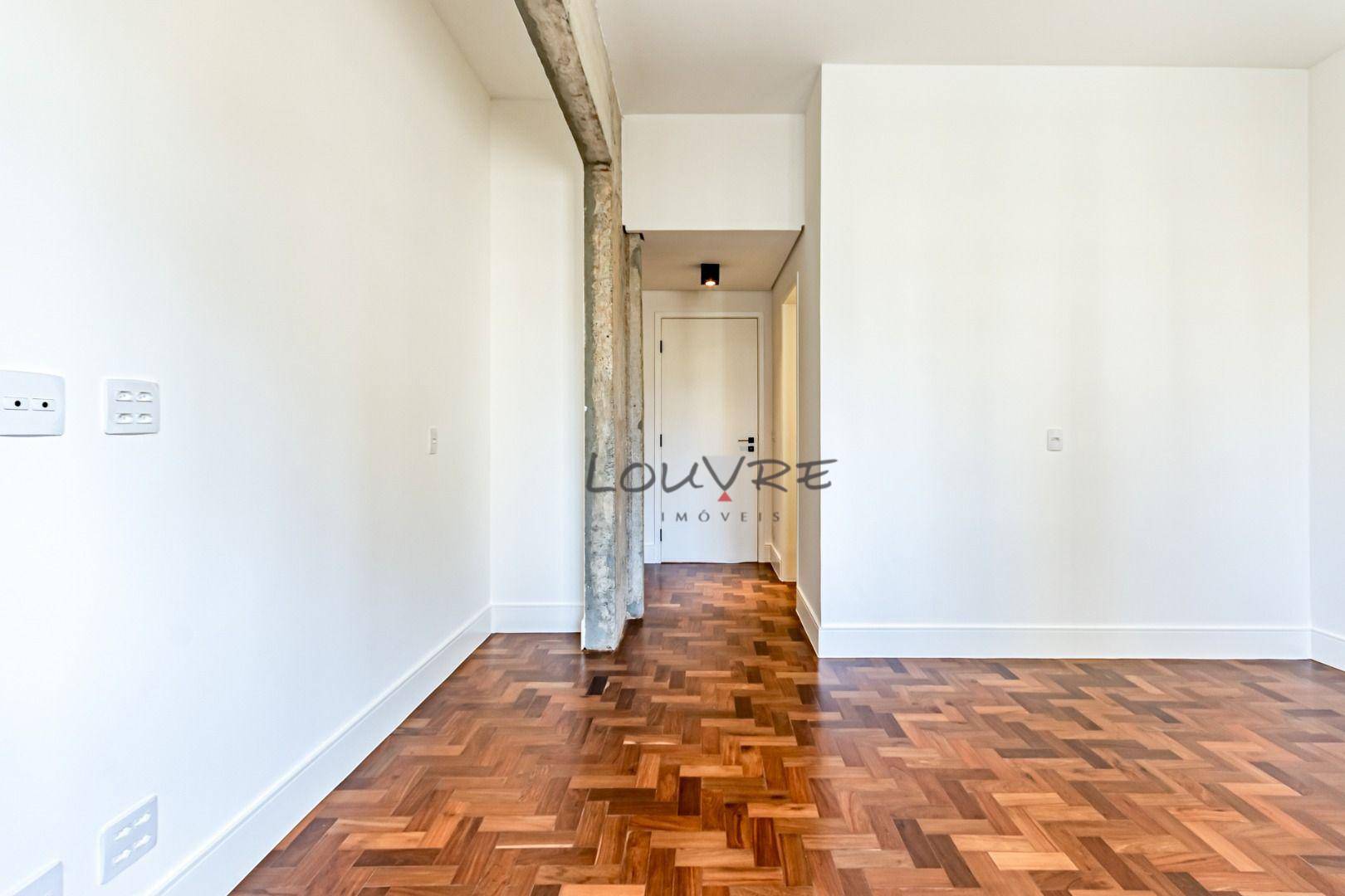 Apartamento à venda com 3 quartos, 212m² - Foto 19