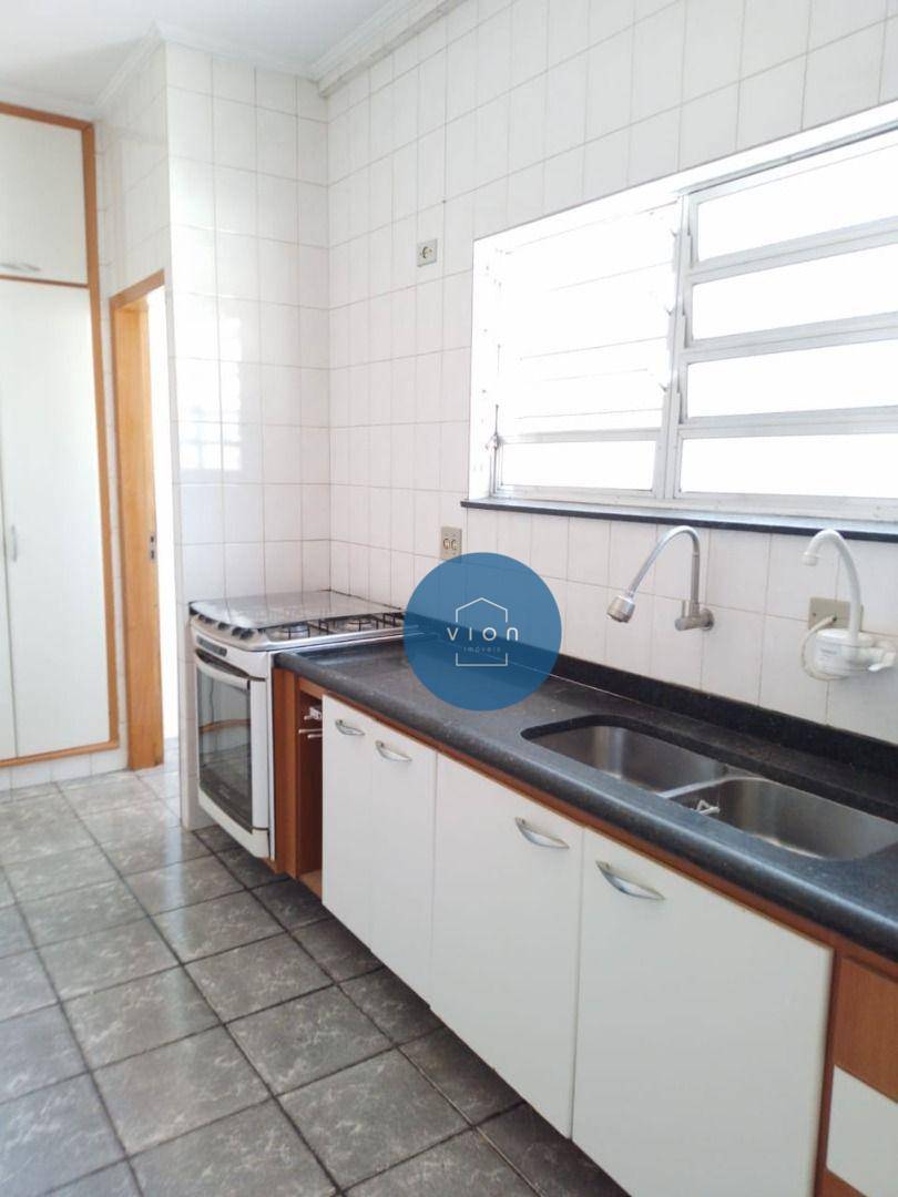 Apartamento à venda com 3 quartos, 136m² - Foto 18