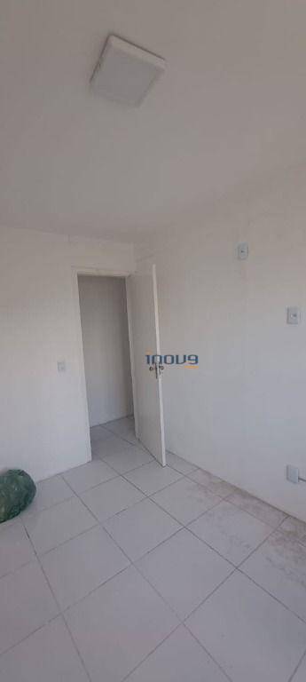 Apartamento à venda com 2 quartos, 52m² - Foto 2