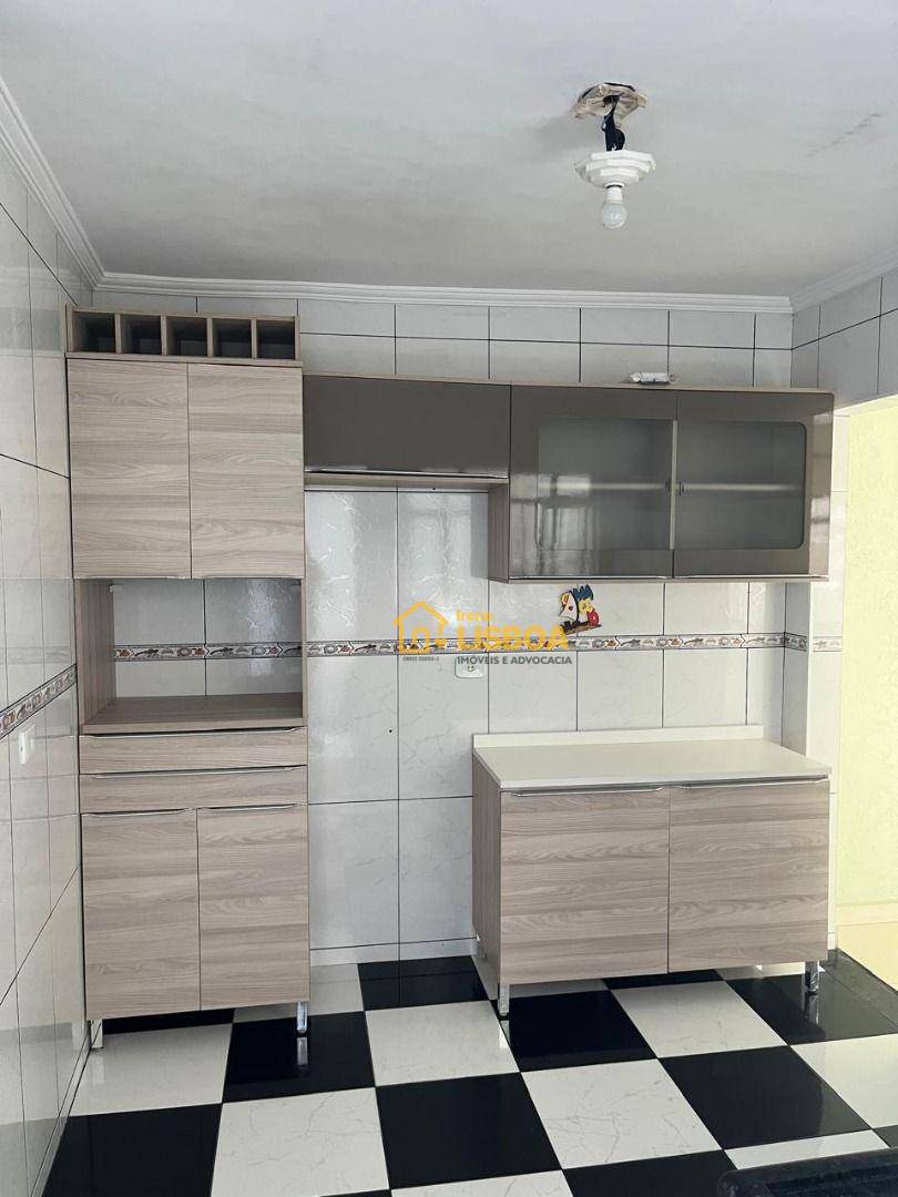 Casa para alugar com 2 quartos, 180m² - Foto 25