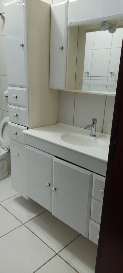 Casa à venda com 3 quartos, 202m² - Foto 16