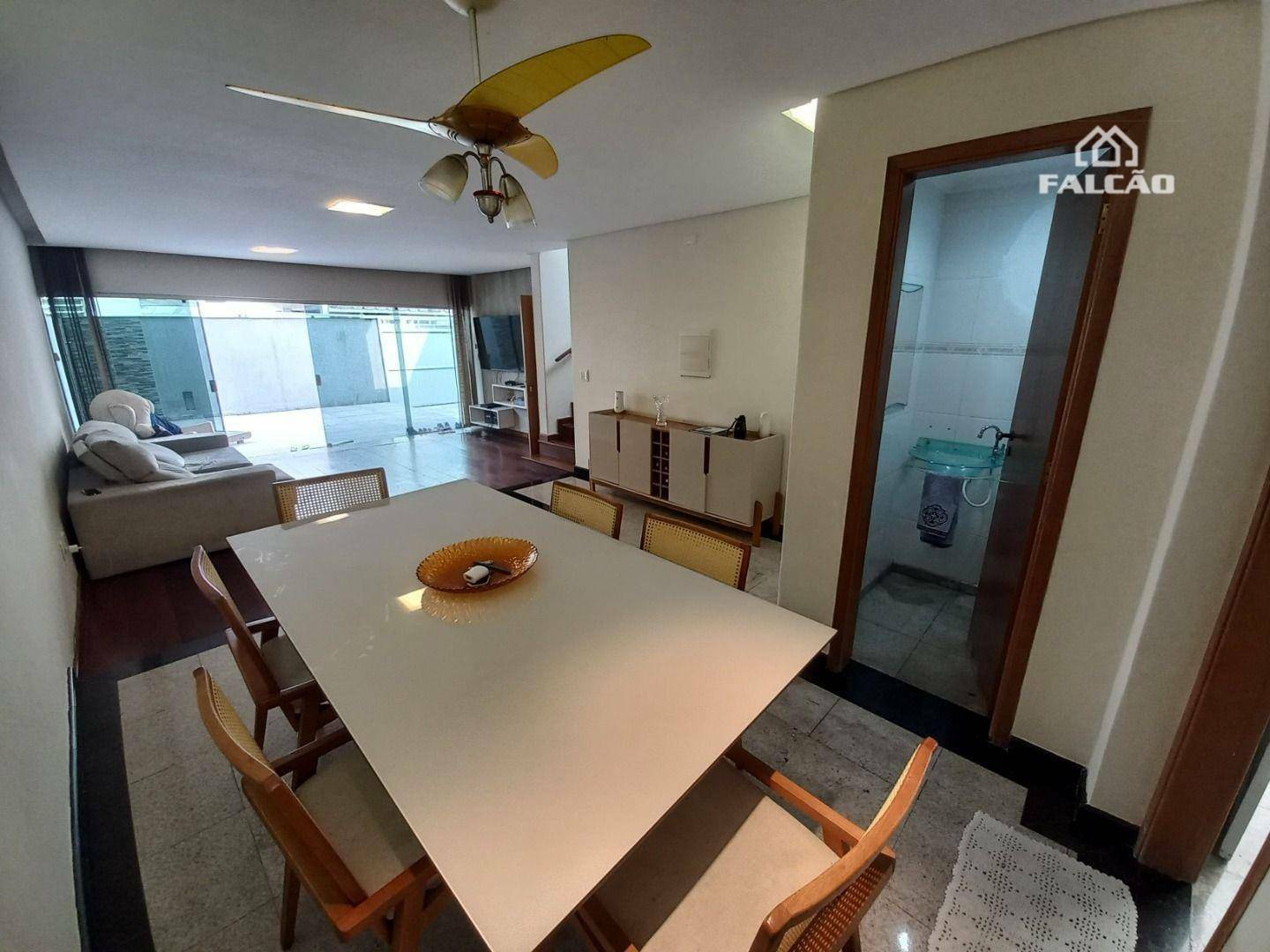 Sobrado para alugar com 3 quartos, 163m² - Foto 4