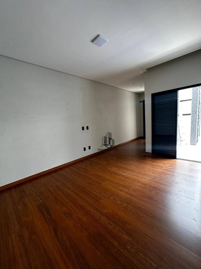 Sobrado para alugar com 3 quartos, 200m² - Foto 14