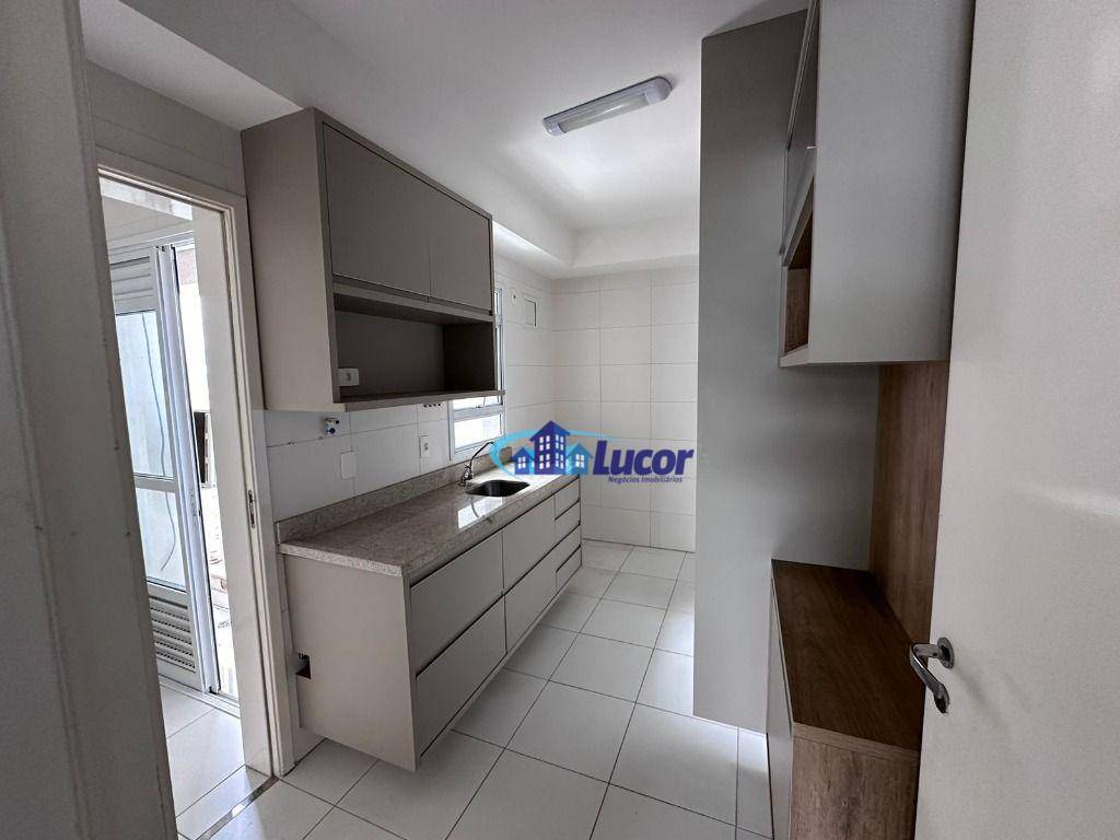 Apartamento à venda com 3 quartos, 100m² - Foto 13