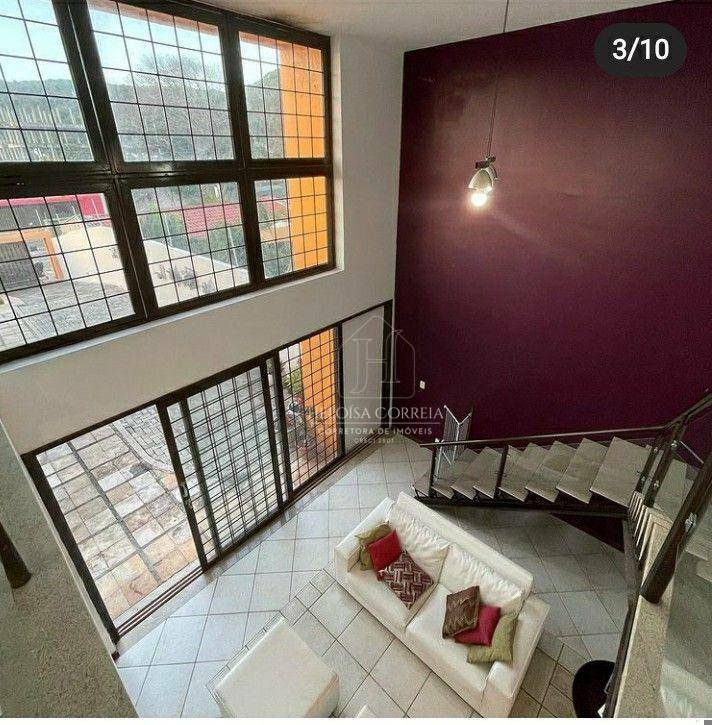 Casa à venda com 5 quartos, 350m² - Foto 3