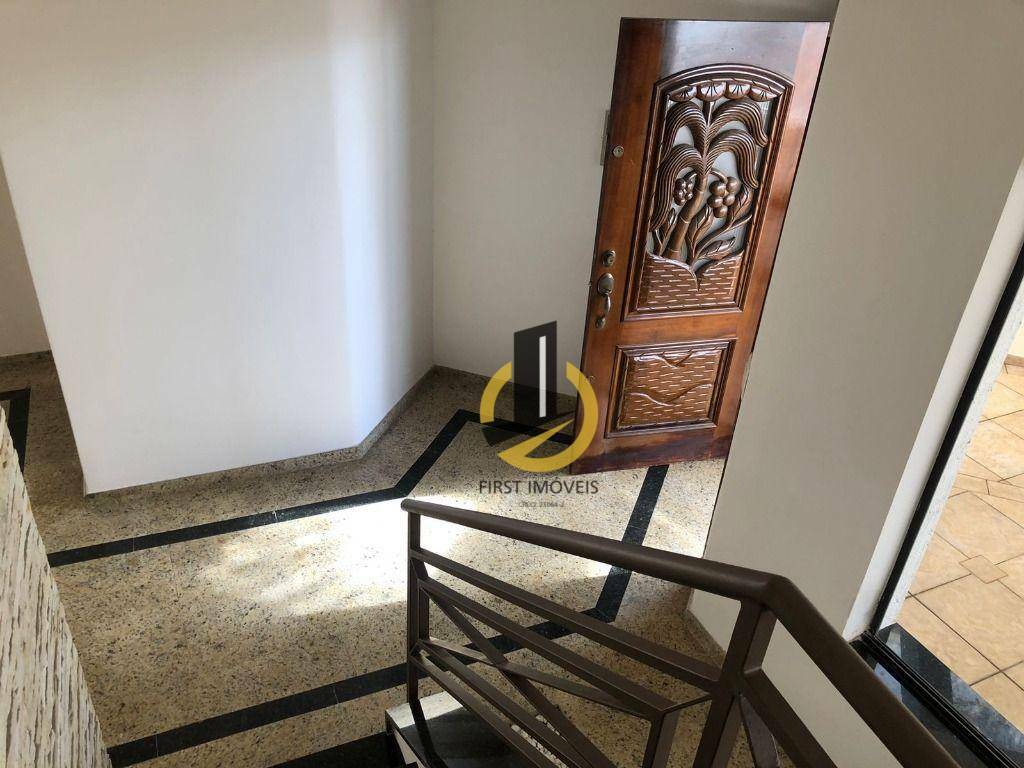 Sobrado à venda com 3 quartos, 354m² - Foto 14