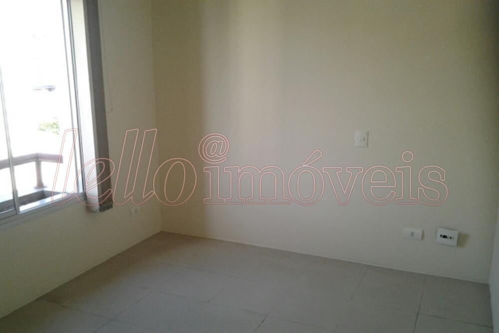 Apartamento para alugar com 3 quartos, 161m² - Foto 2