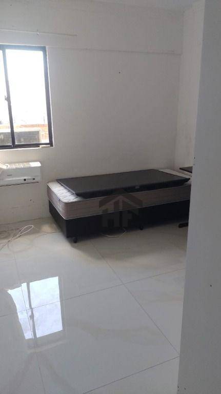 Apartamento para alugar com 4 quartos, 110m² - Foto 15