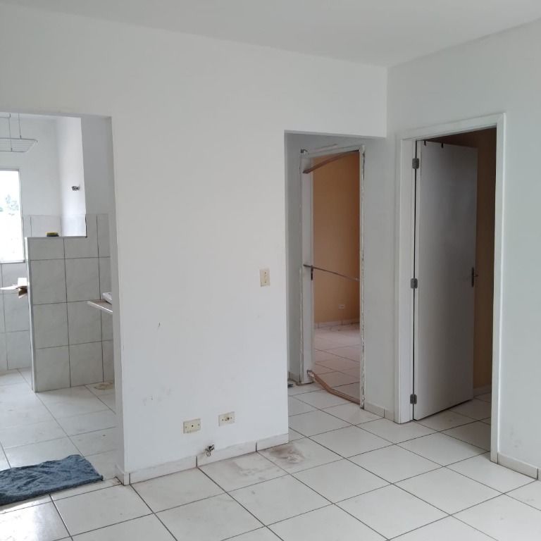 Apartamento à venda com 2 quartos, 42m² - Foto 3