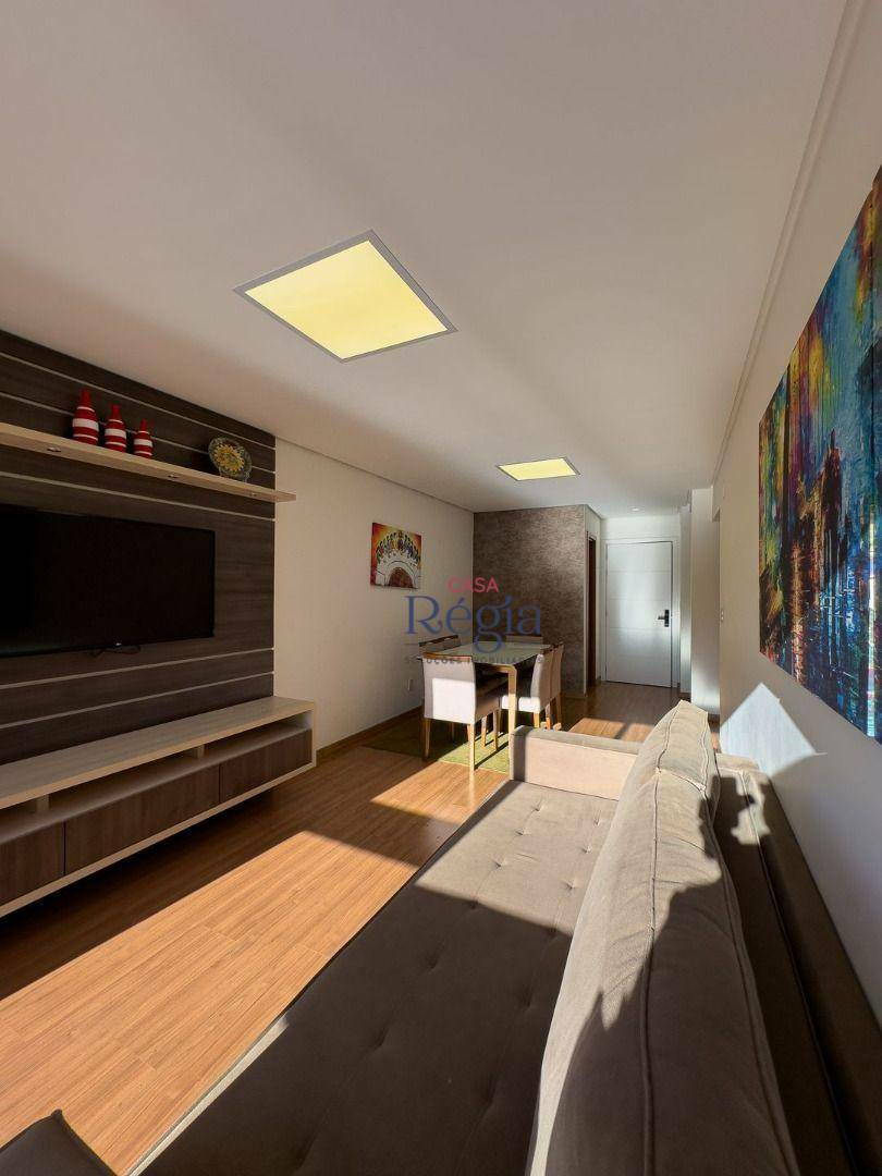 Apartamento à venda com 2 quartos, 75m² - Foto 8