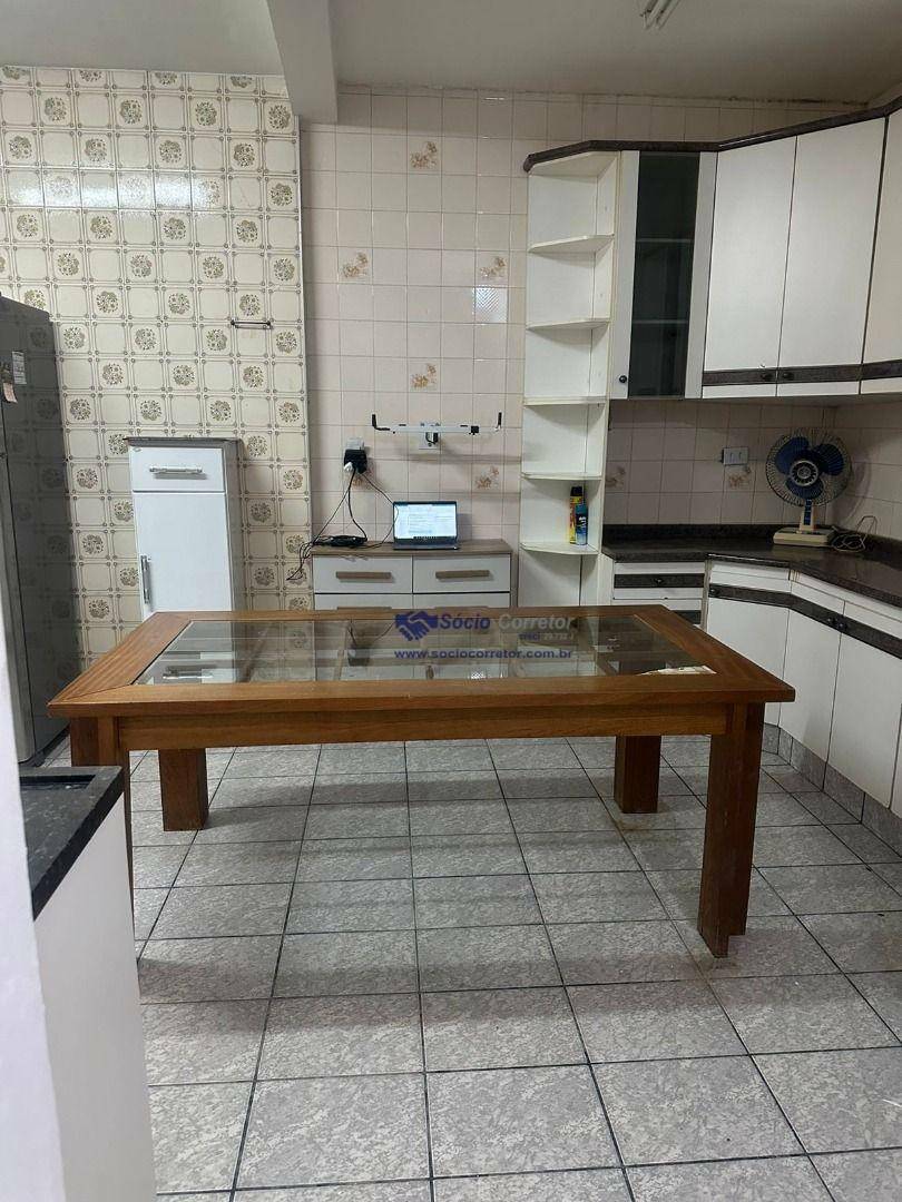 Sobrado à venda e aluguel com 4 quartos, 220m² - Foto 9